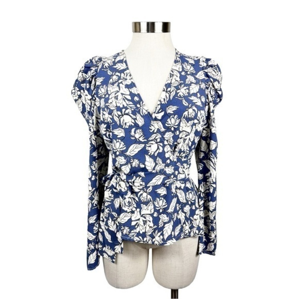 ASTR the Label Blue Floral Print Wrap Shirt Size Small